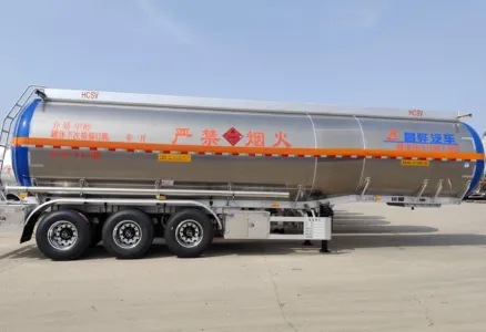 Lightweight Design & Enhanced Safety | HCSV Aluminum Alloy Methanol Tanker Semi-Trailer Empowering Green Logistics