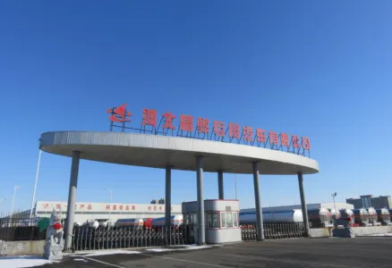 Three Decades of Craftsmanship and Perseverance — Guan Shijie and the Entrepreneurial Journey of HCSV