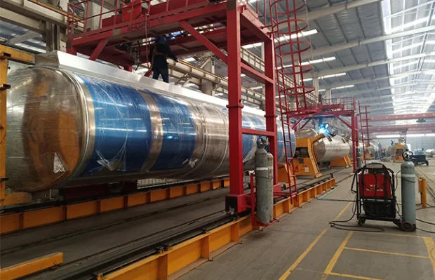 /uploads/image/2026/07/17/fuel-tanker-trailer-factory.jpg fuel-tanker-trailer-factory.jpg